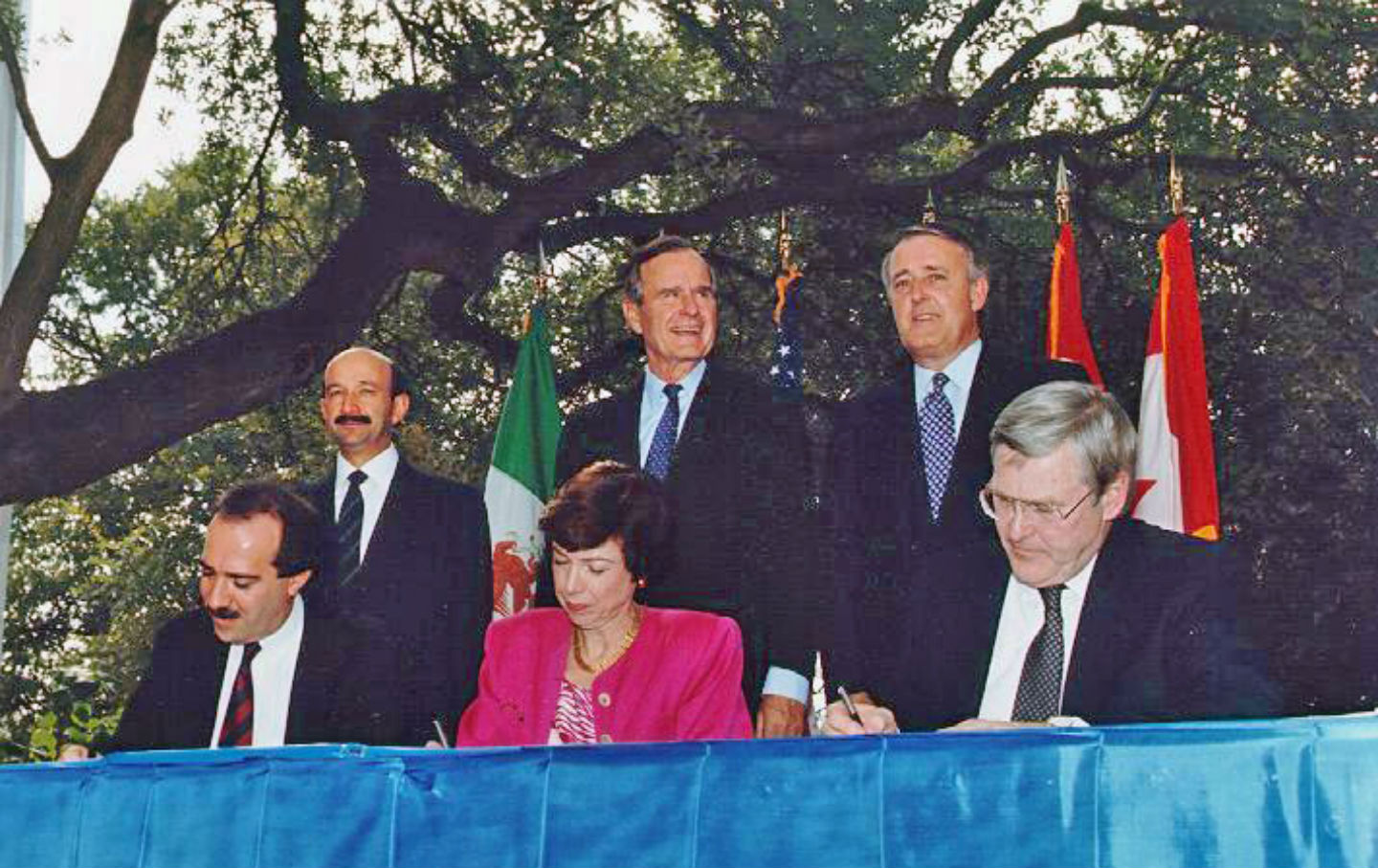 November 17, 1993: The US House of Representatives Approves NAFTA