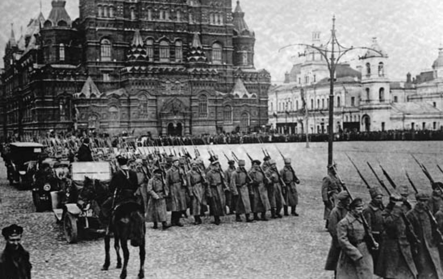 November 6, 1917: The Bolsheviks Rebel Against the Provisional Russian Government