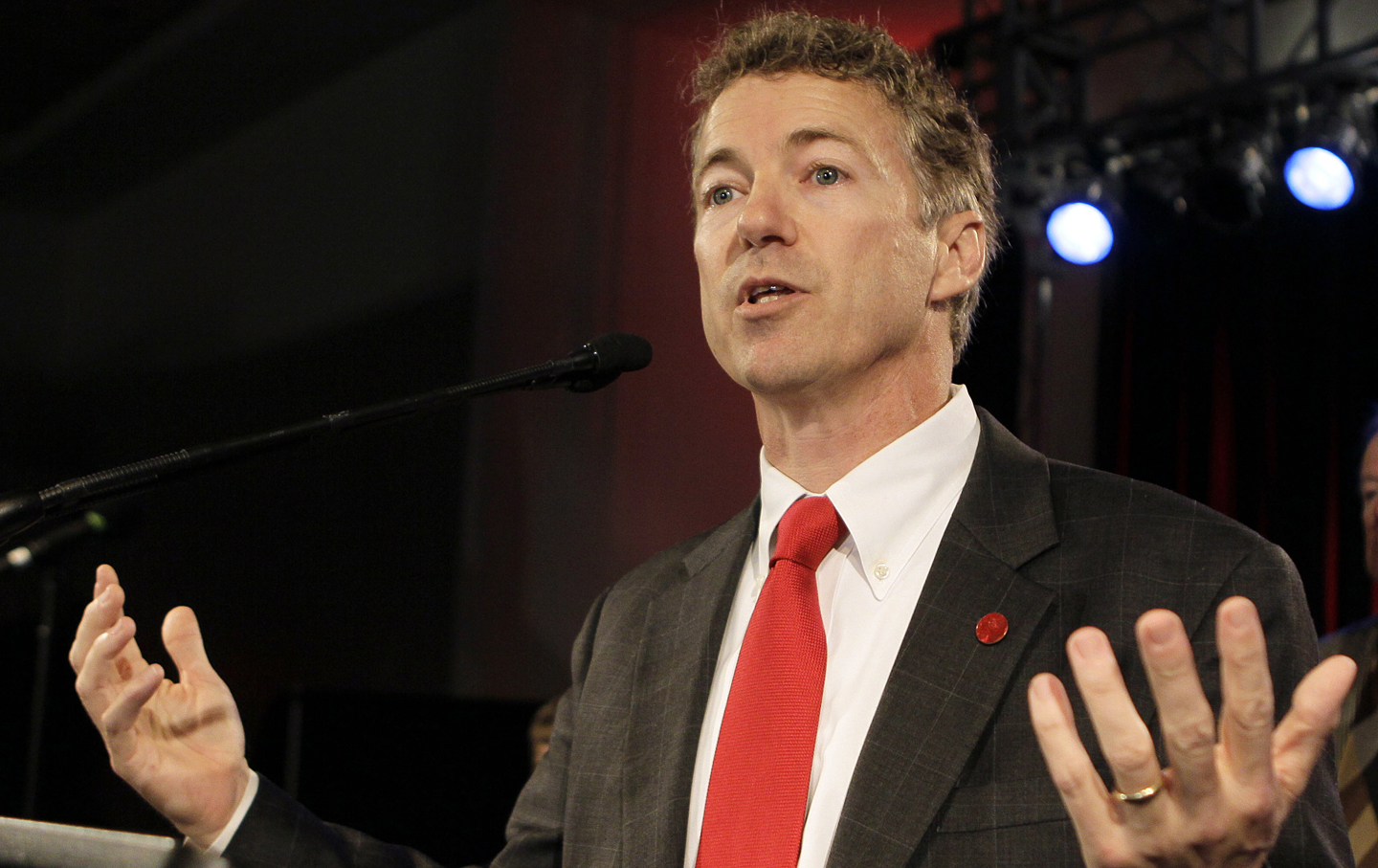 Rand Paul addresses supporters in Bowling Green, Kentucky.