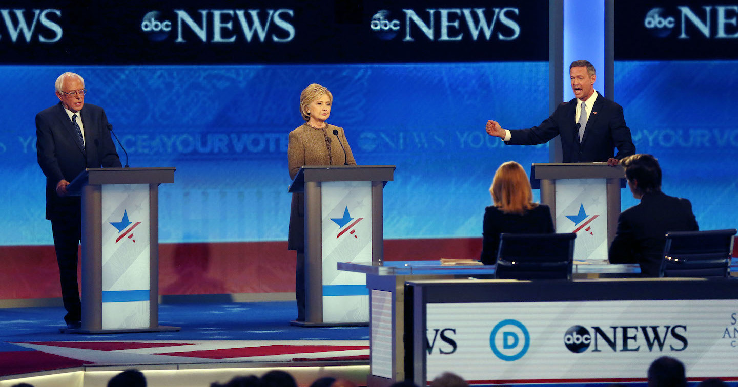 Democrats Debate in the Shadows of a Saturday Night Before Christmas