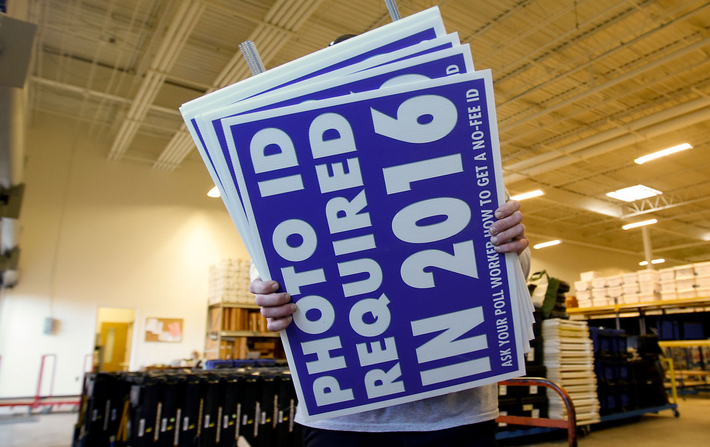 Voter_ID_2016_rtr_img