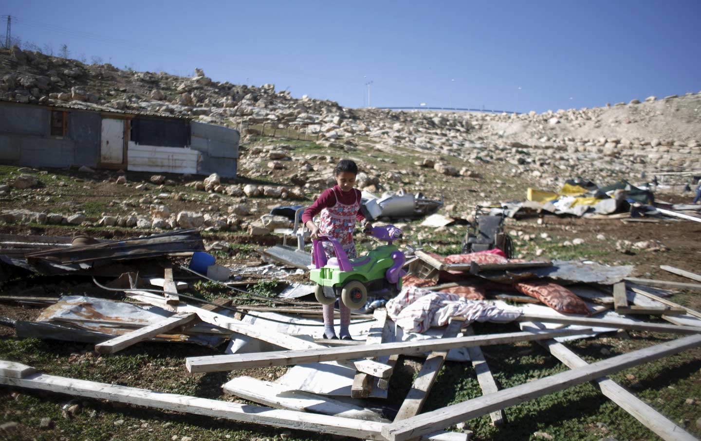Human Rights Watch Calls on Businesses to Withdraw From Israeli Settlements