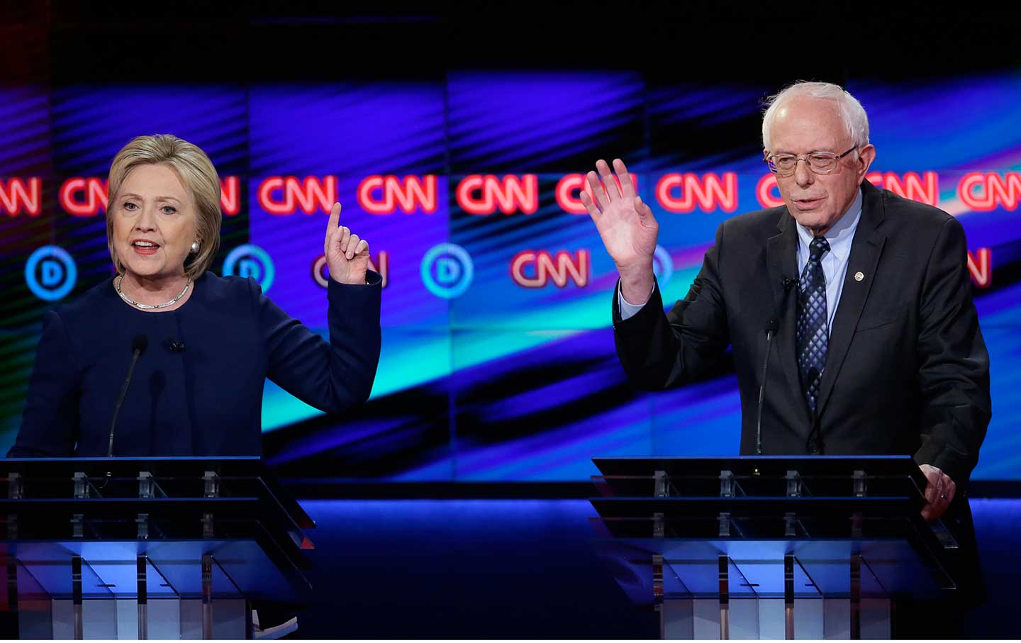 In Flint Debate, the Clinton-Sanders Clash Gets Rougher