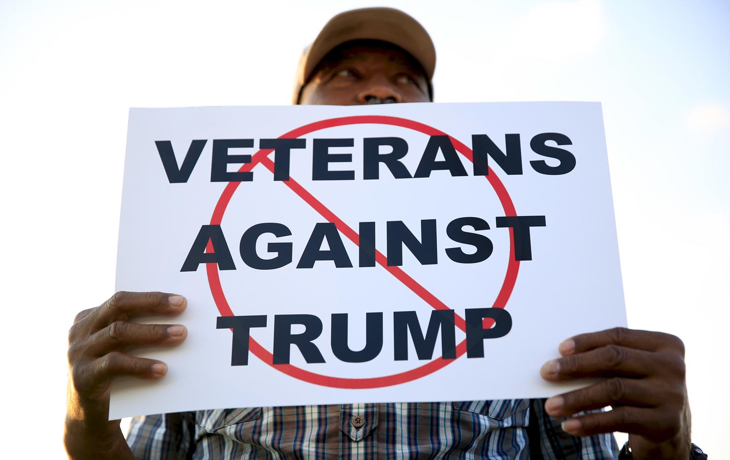 Veterans against Trump