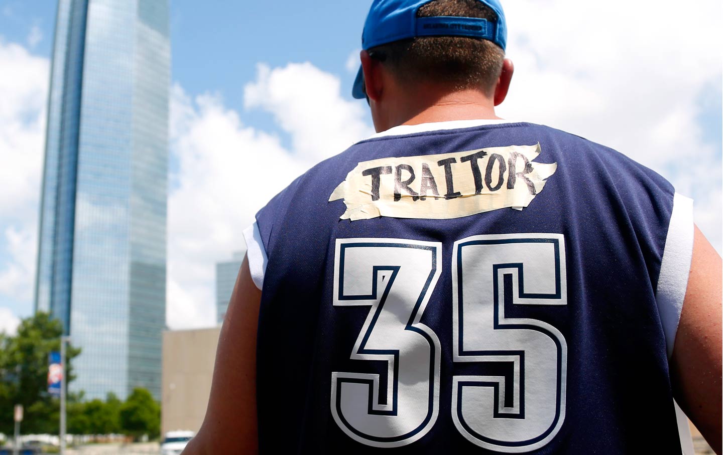 Kevin Durant Traitor Jersey