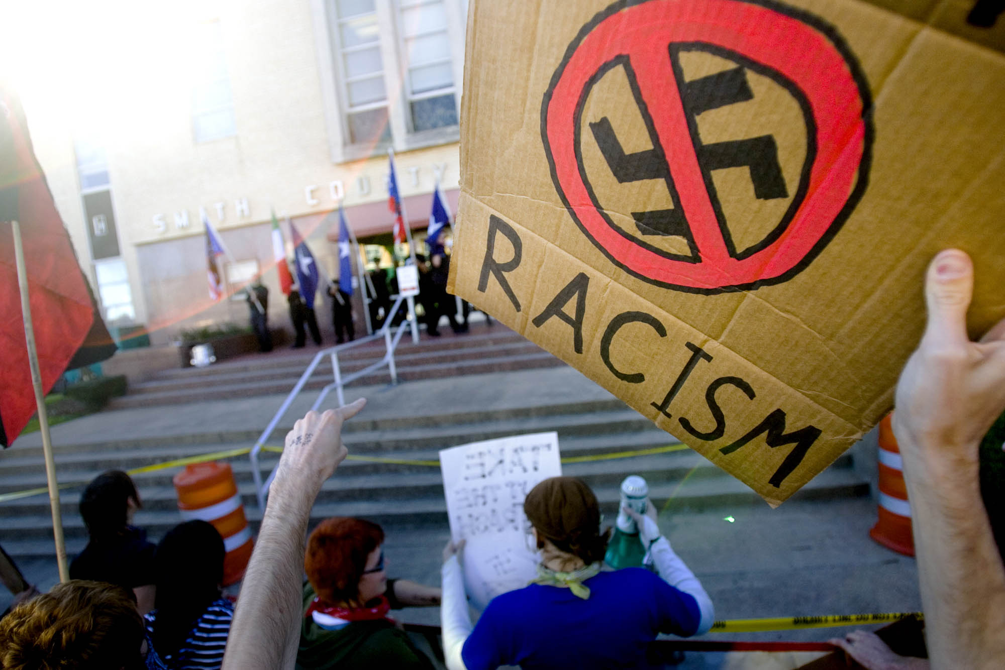 Gegen Nazis Anti-Fascist Action Anti-Racism 5'x3' Flag 