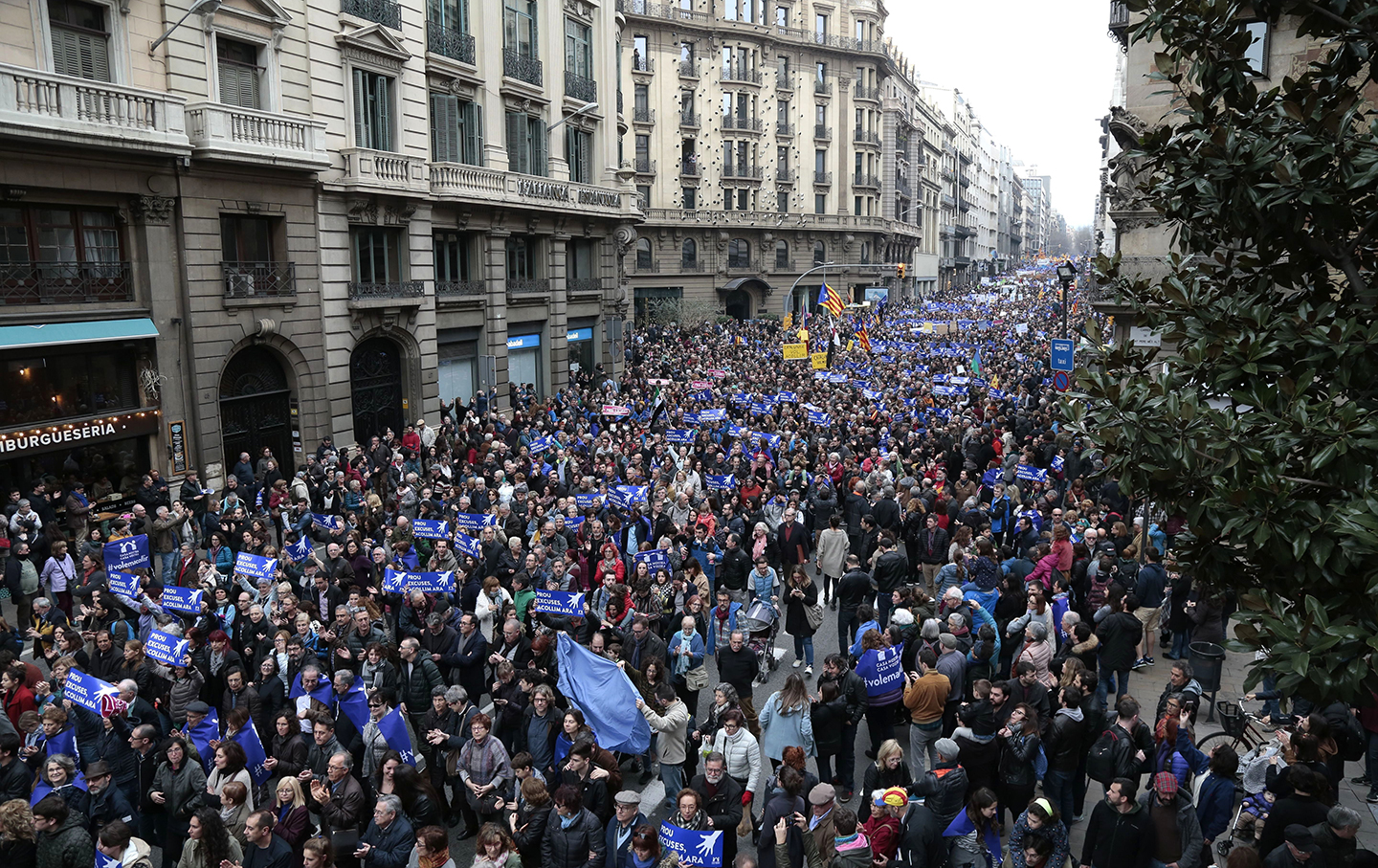 Demonstration supporting refugees