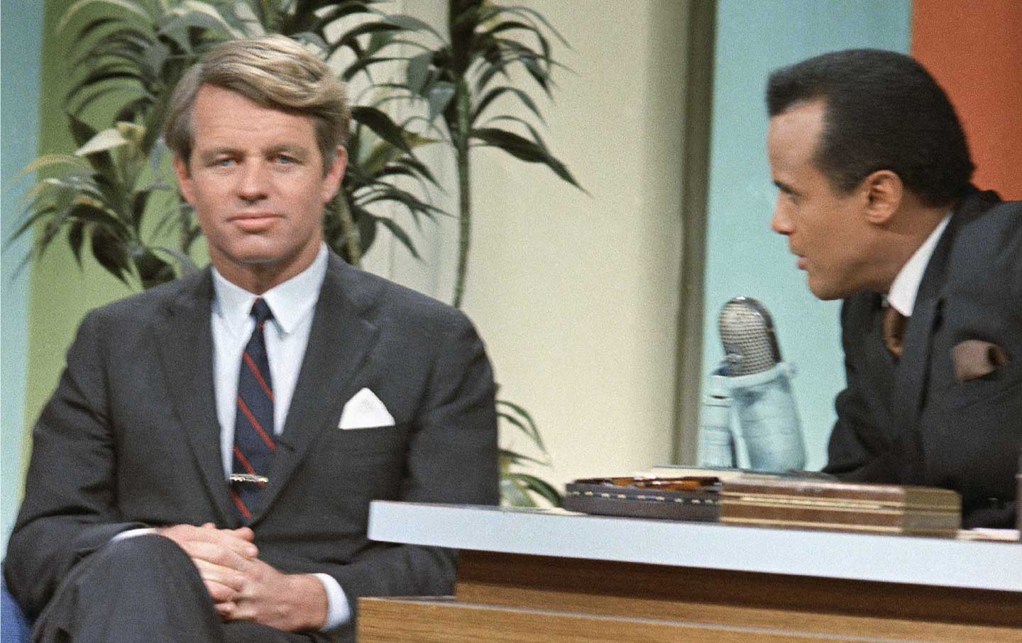 49 Years Ago, Harry Belafonte Hosted the Tonight Show—and It Was Amazing