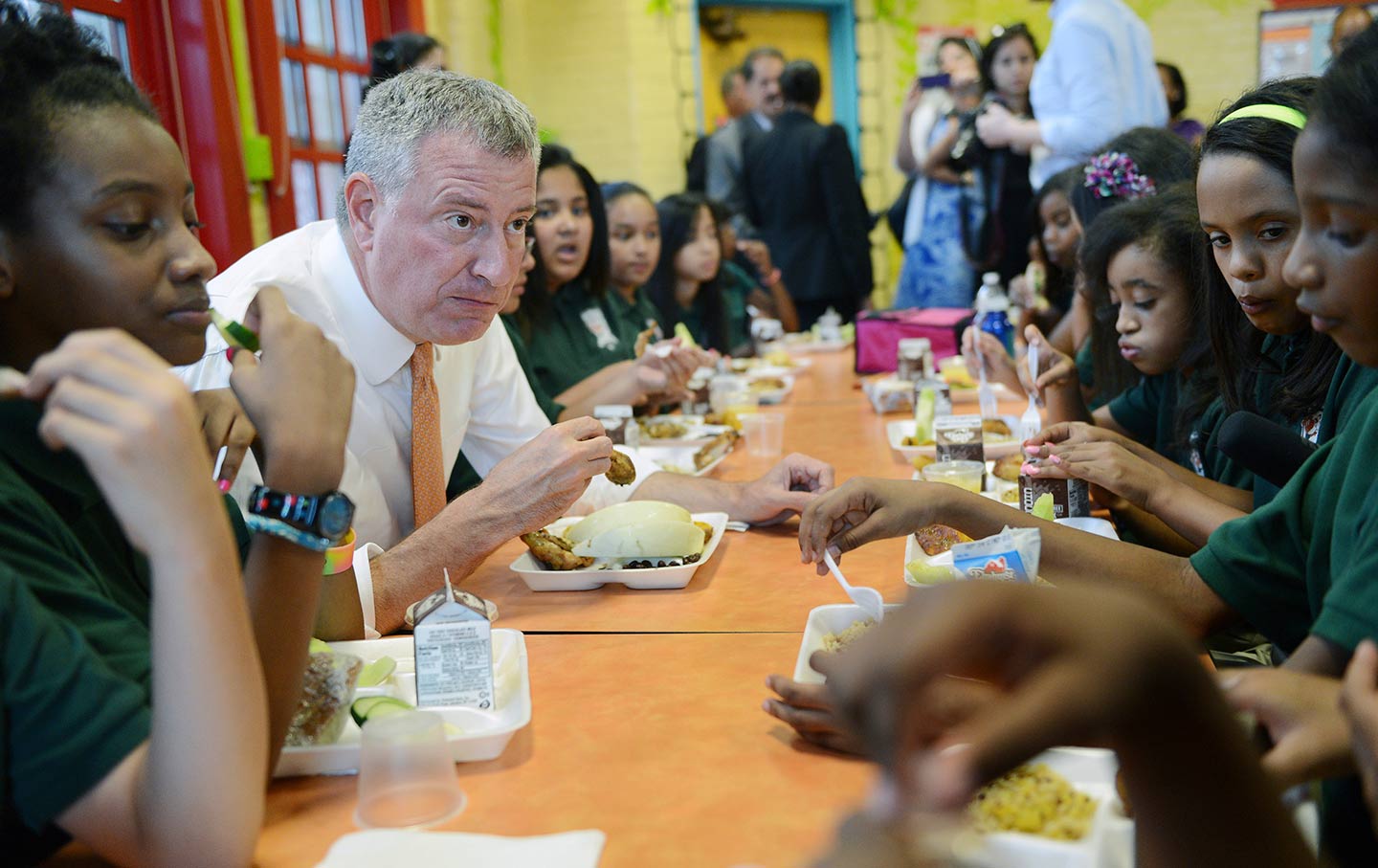 Bill de Blasio at public school