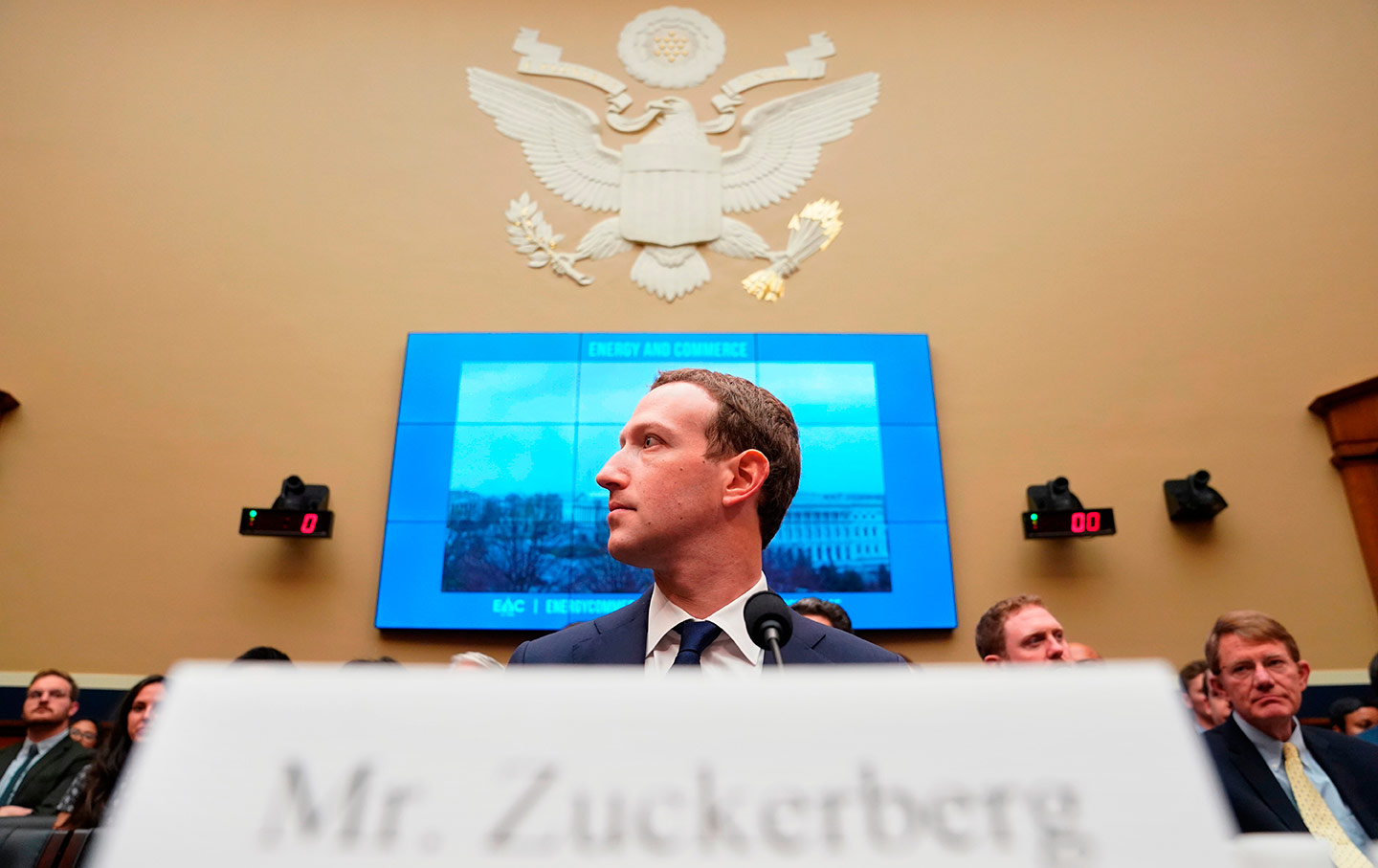 Mark Zuckerberg testifies to Congress