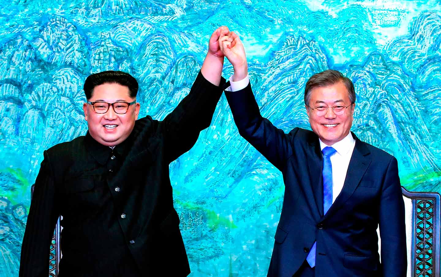 Kim Jong Un and Moon Jae-in