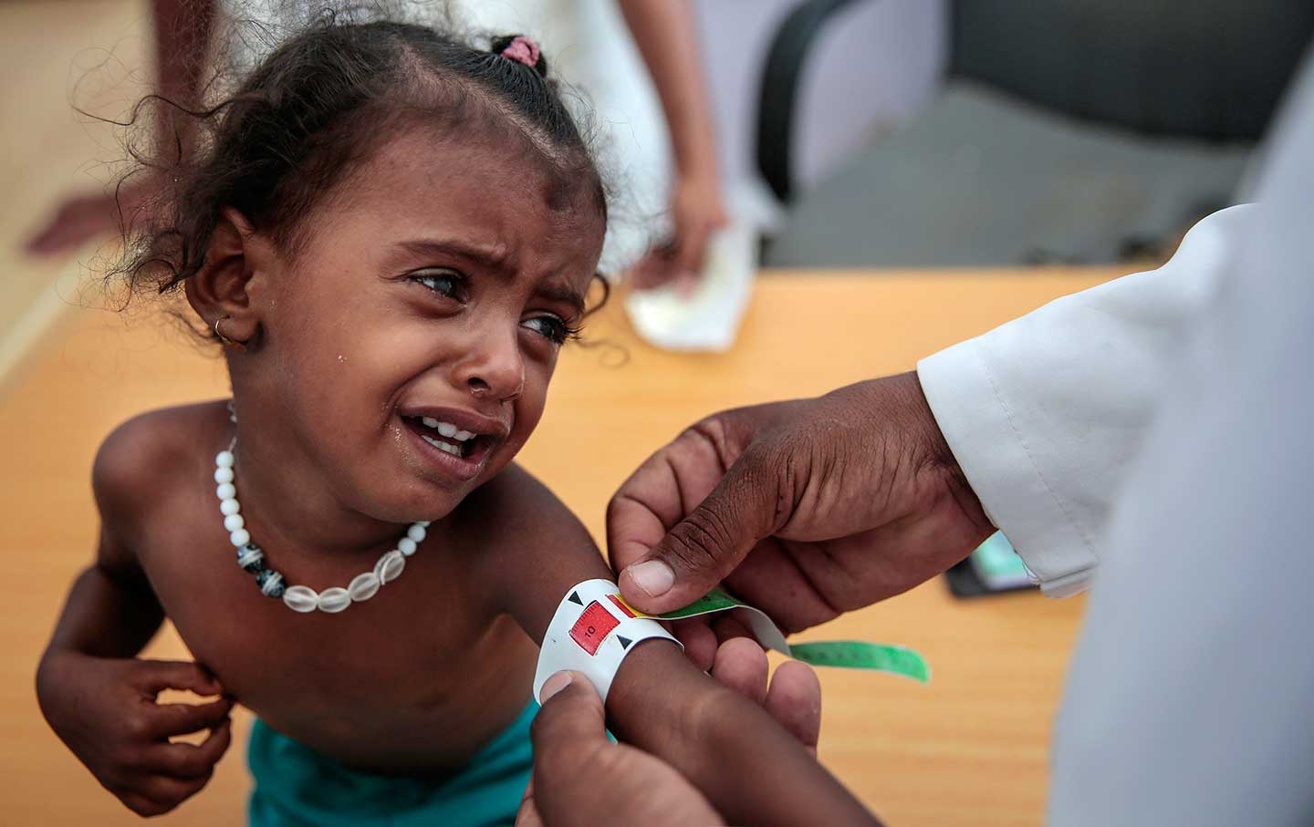 Yemen child crying
