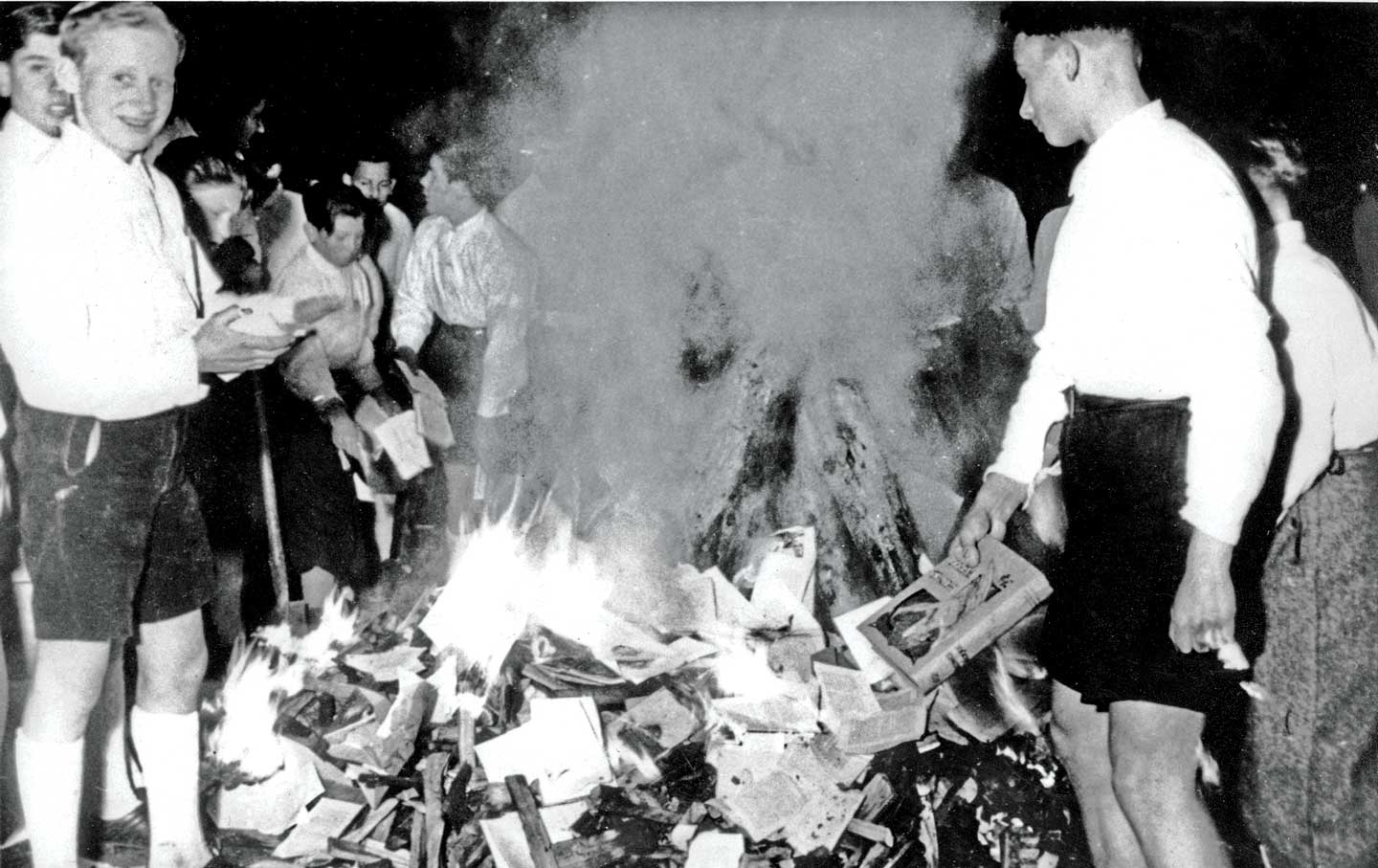 book-burning-Salzburg-1938_ap_img.jpg