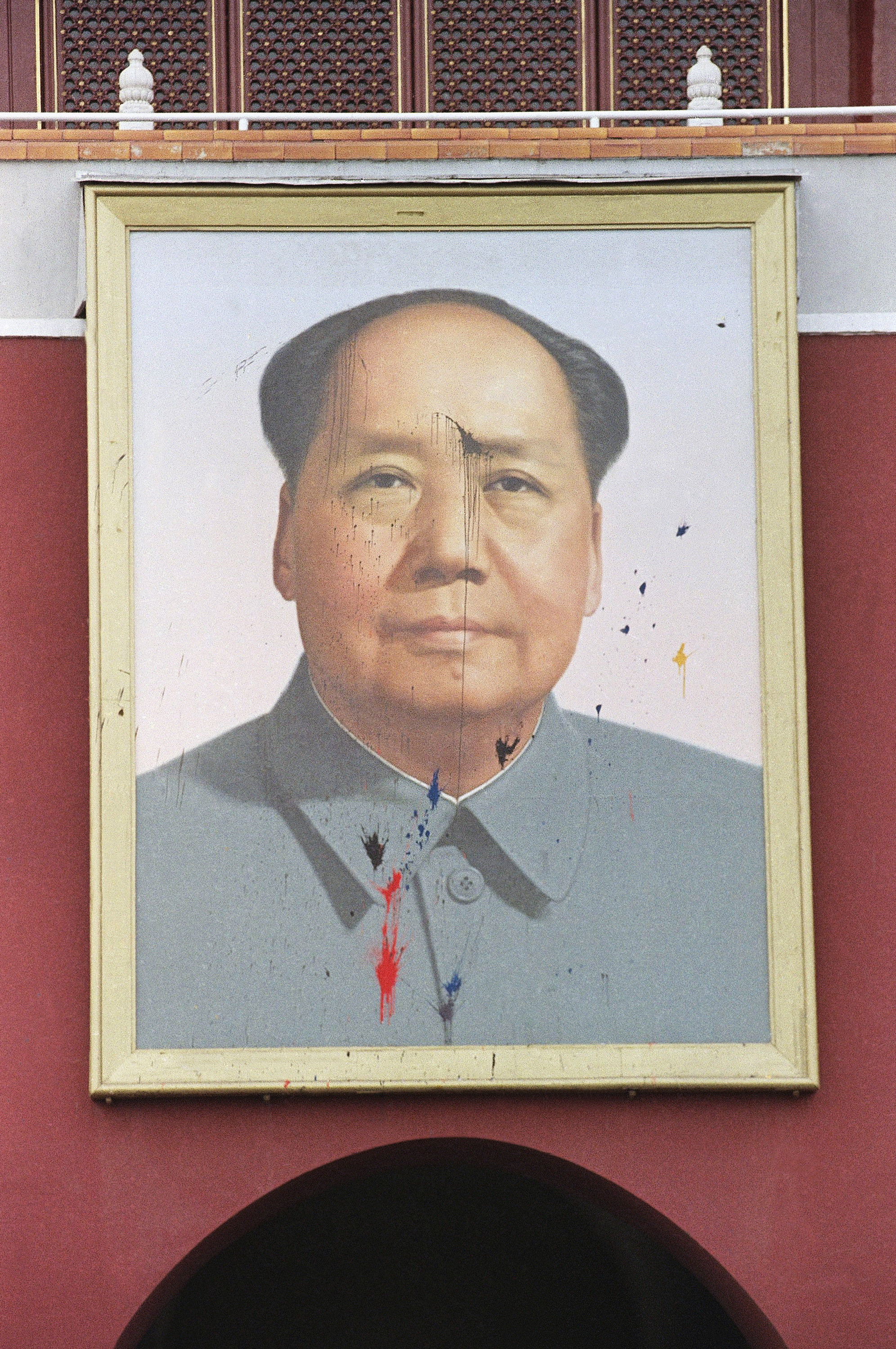 Paint splotches on Mao Tse-tung