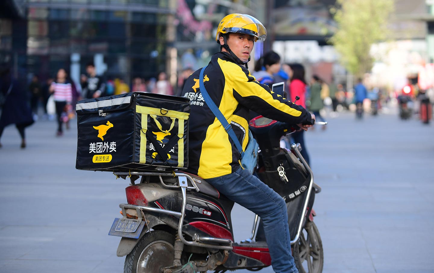 China’s Delivery Drivers Rage Against the Algorithm