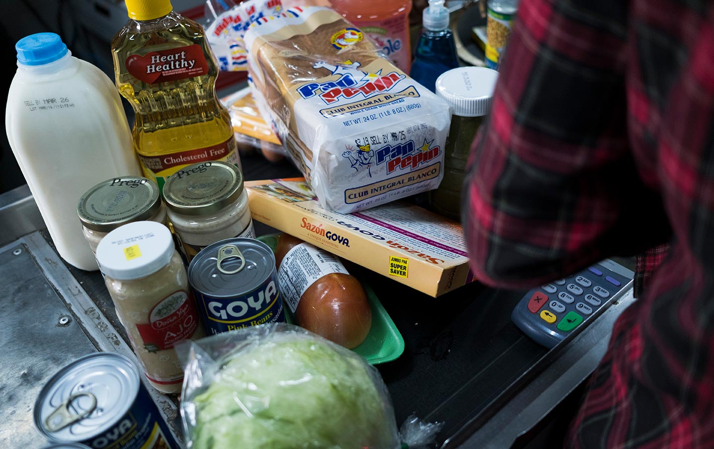 Trump’s Cuts to Food Stamps Almost Made the Pandemic Worse