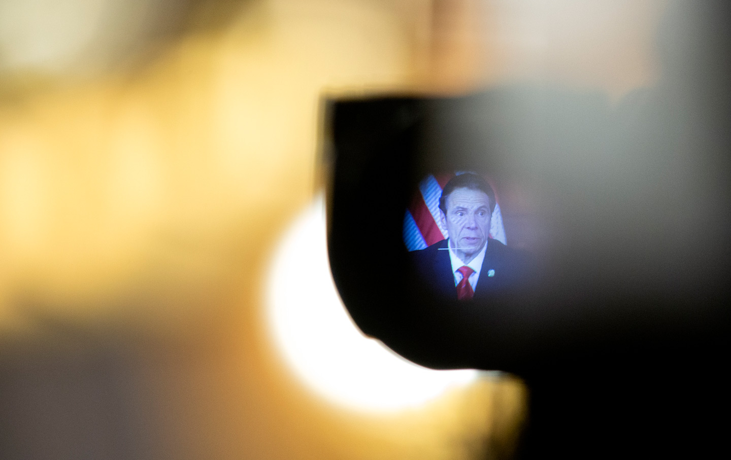 andrew-cuomo-camera-coronavirus-gt-img