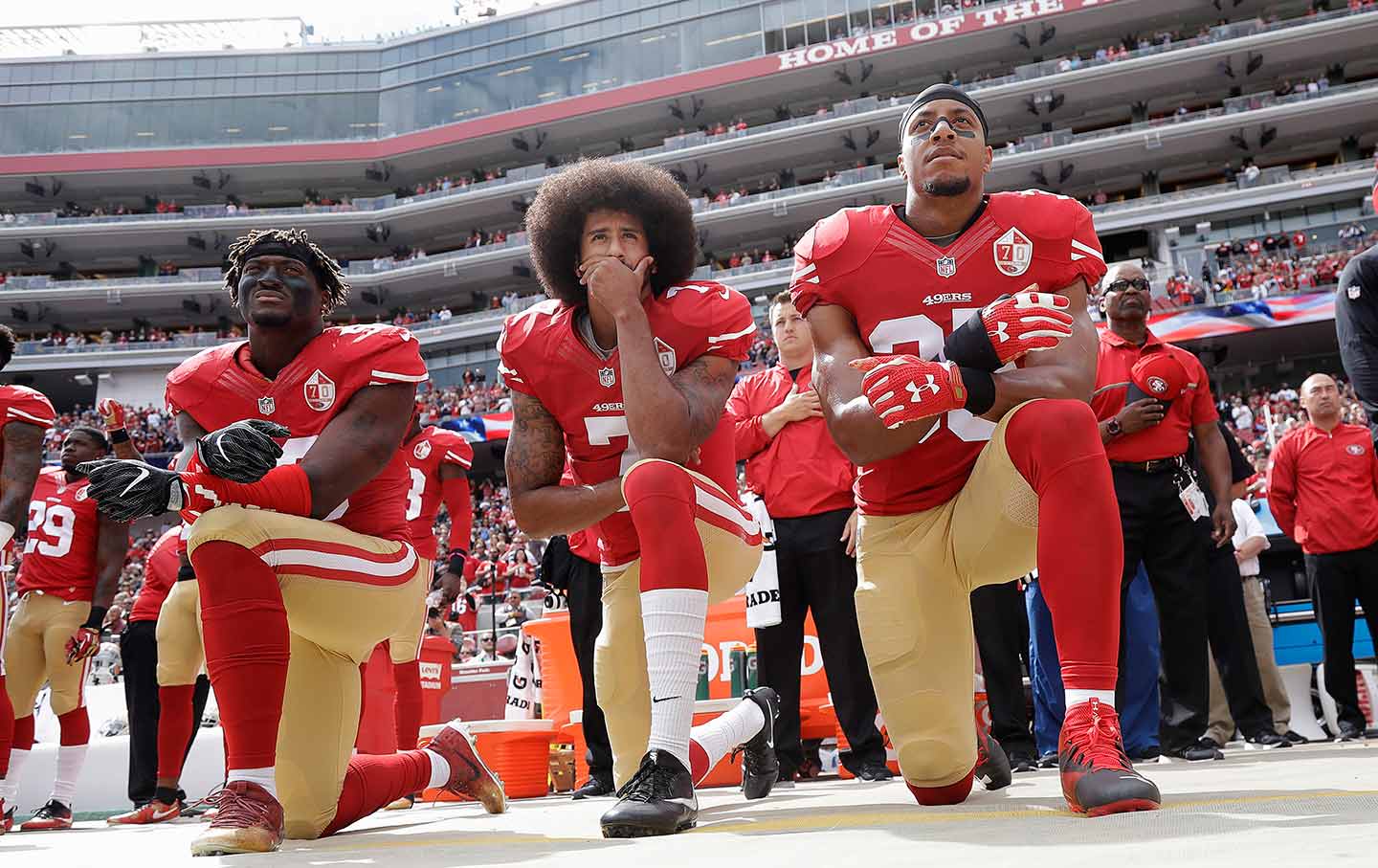 Colin Kaepernick kneeling