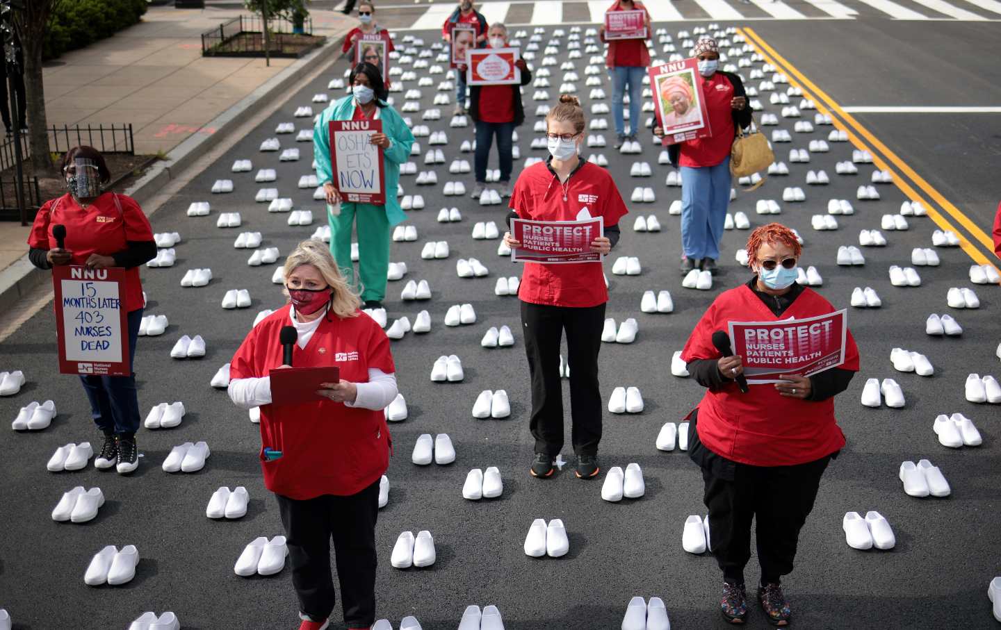 Nurses hold a memorial in Washington DC.