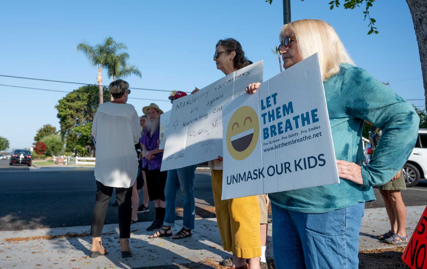 Protesters against mask mandates