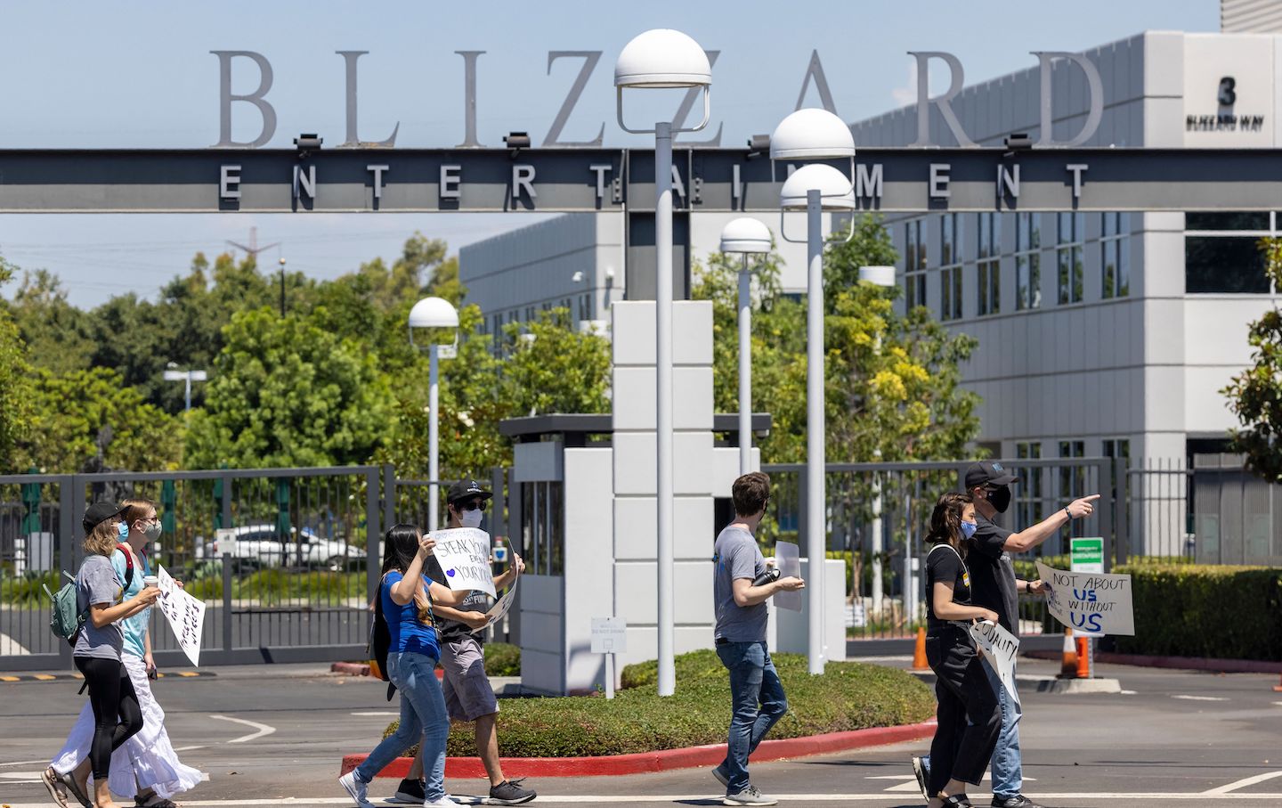 Microsoft's Activision Blizzard Deal Supported by Labor Union – The  Hollywood Reporter