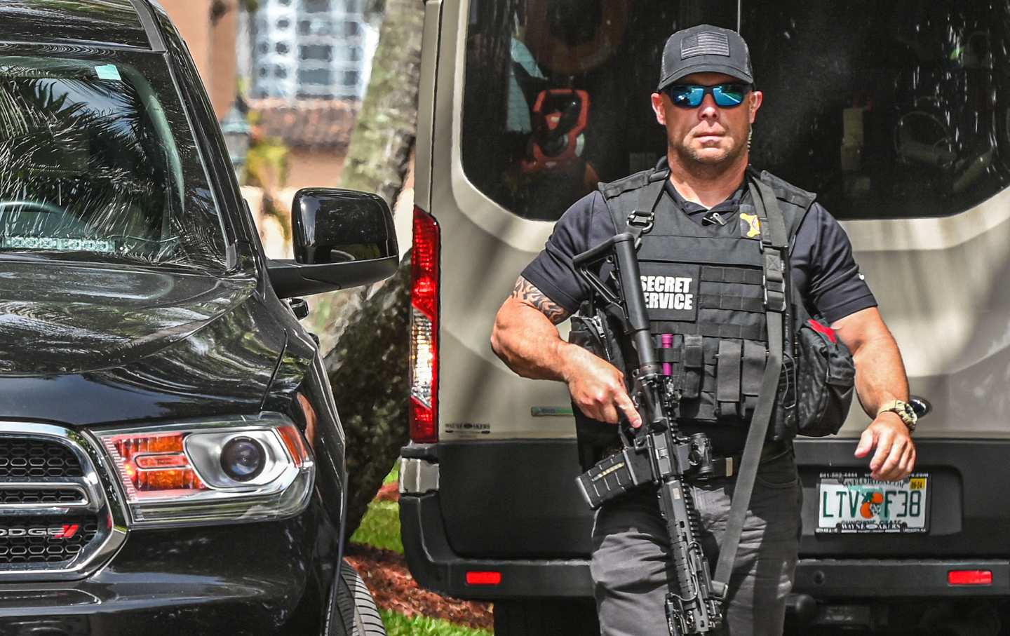 A member of the Secret Service is seen in front of the home of former President Donald Trump at Mar-A-Lago in Palm Beach, Florida on August 9, 2022