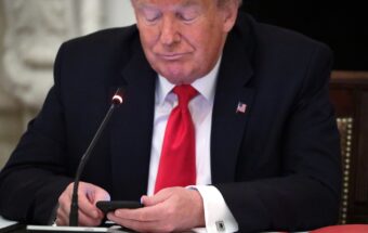 Donald Trump Tells American Jews What to Think