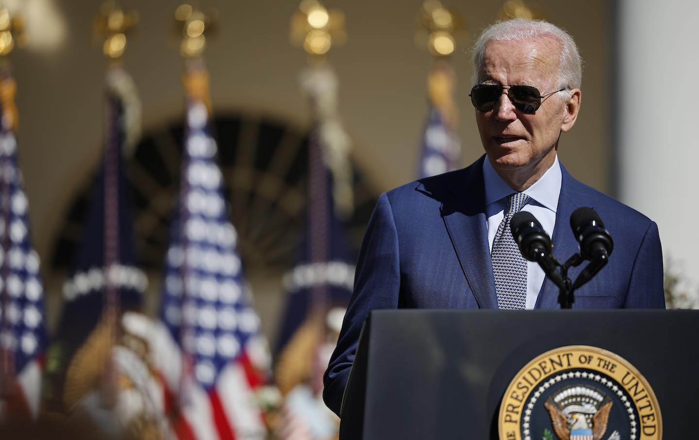 Biden vient de faire de la réforme de la marijuana un problème majeur pour 2022.  Les démocrates devraient faire avec.