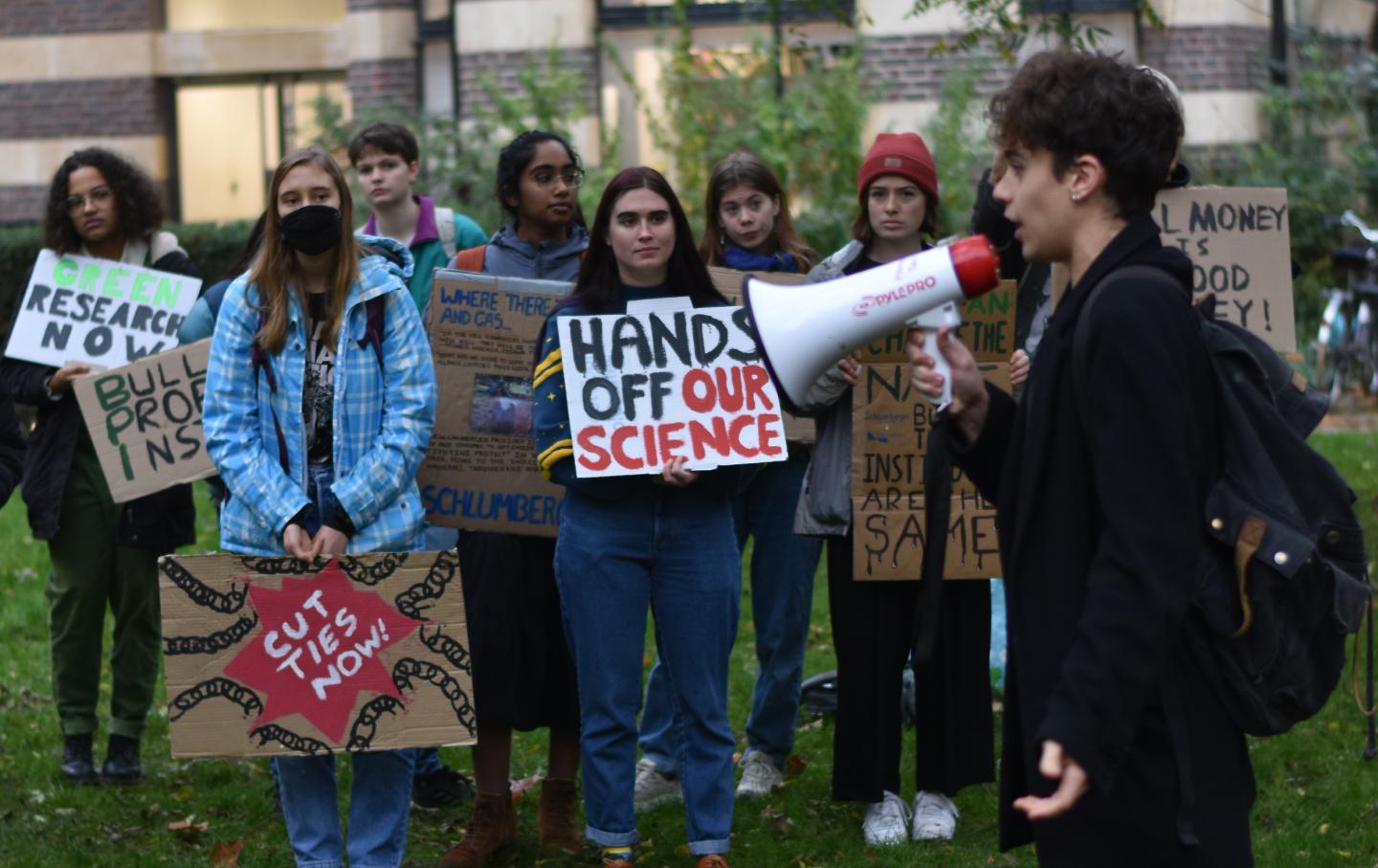 Cambridge Fossil Free Research Week of Action