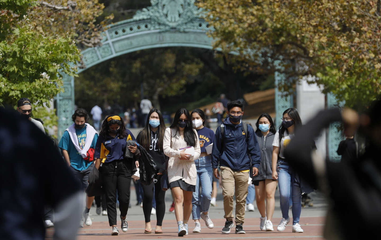 Les sans-papiers peuvent travailler à l’Université de Californie et les Latinas luttent contre la pollution toxique