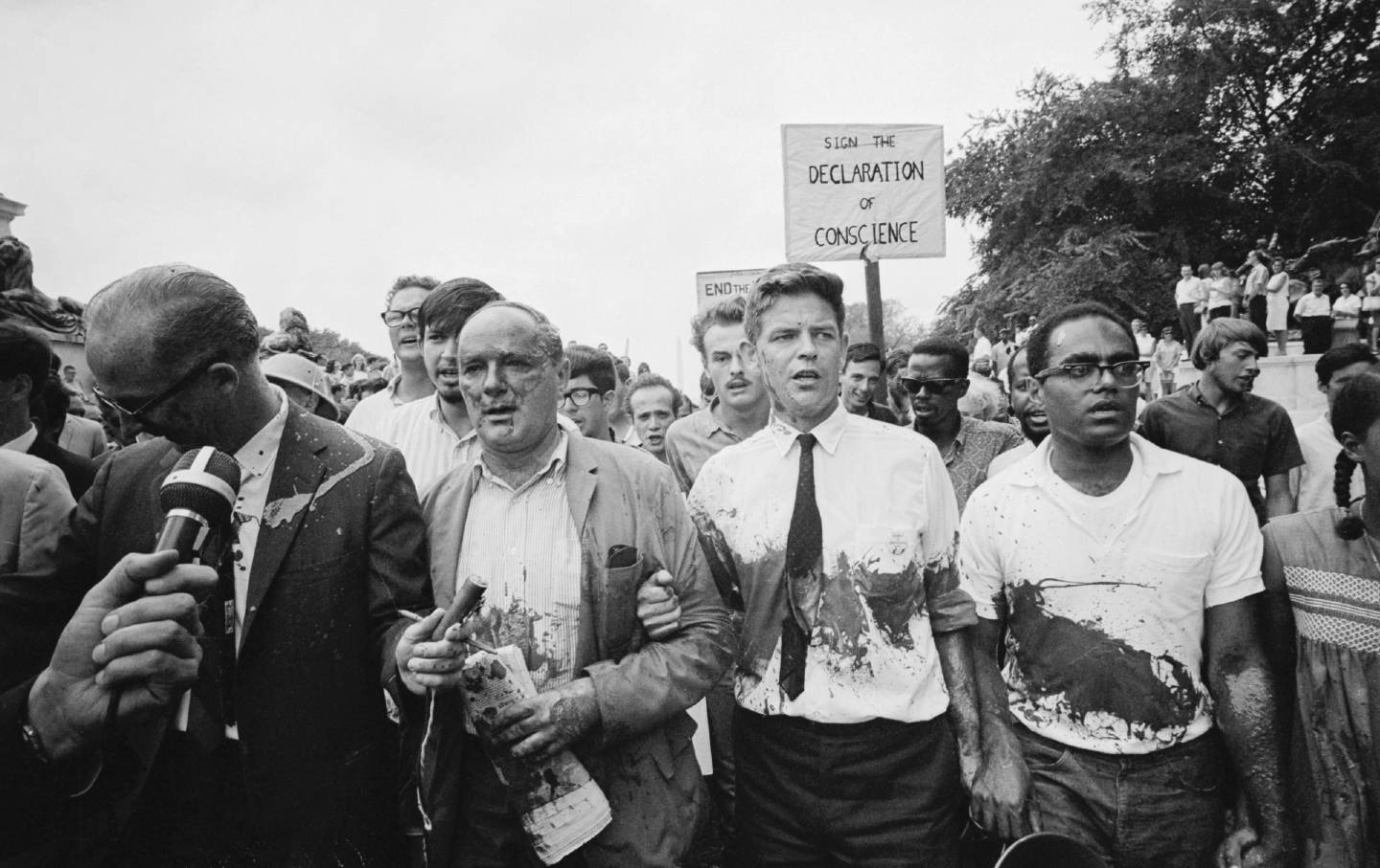 Staughton Lynd at peace march