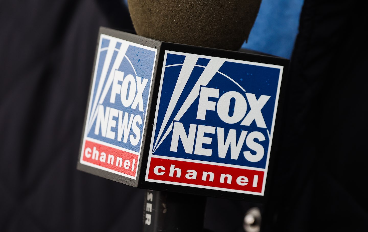 A Fox News reporter's microphone.