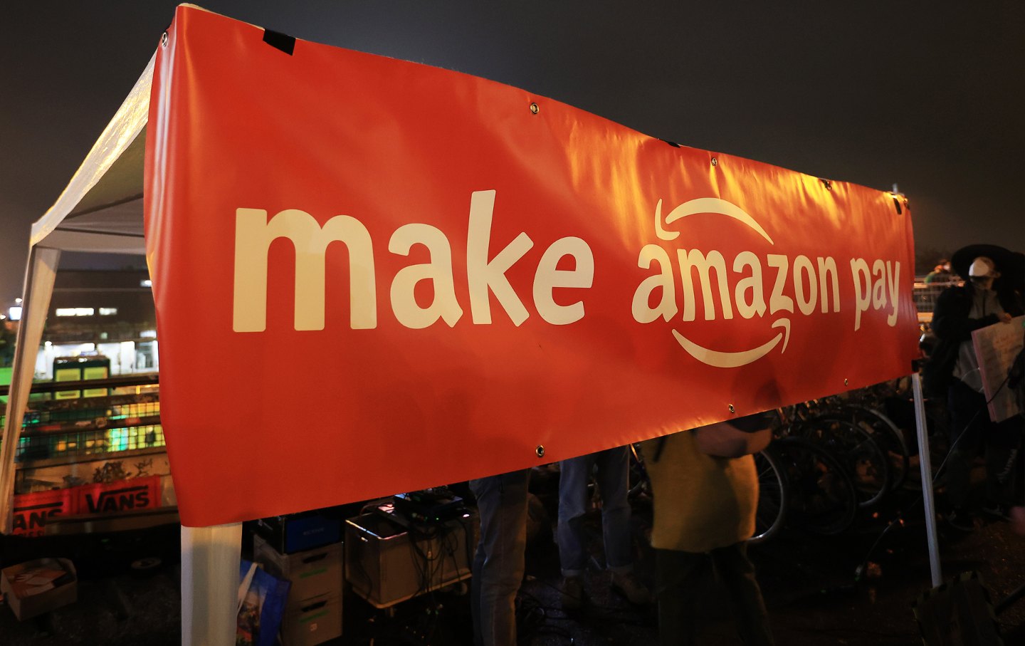 make Amazon pay sign