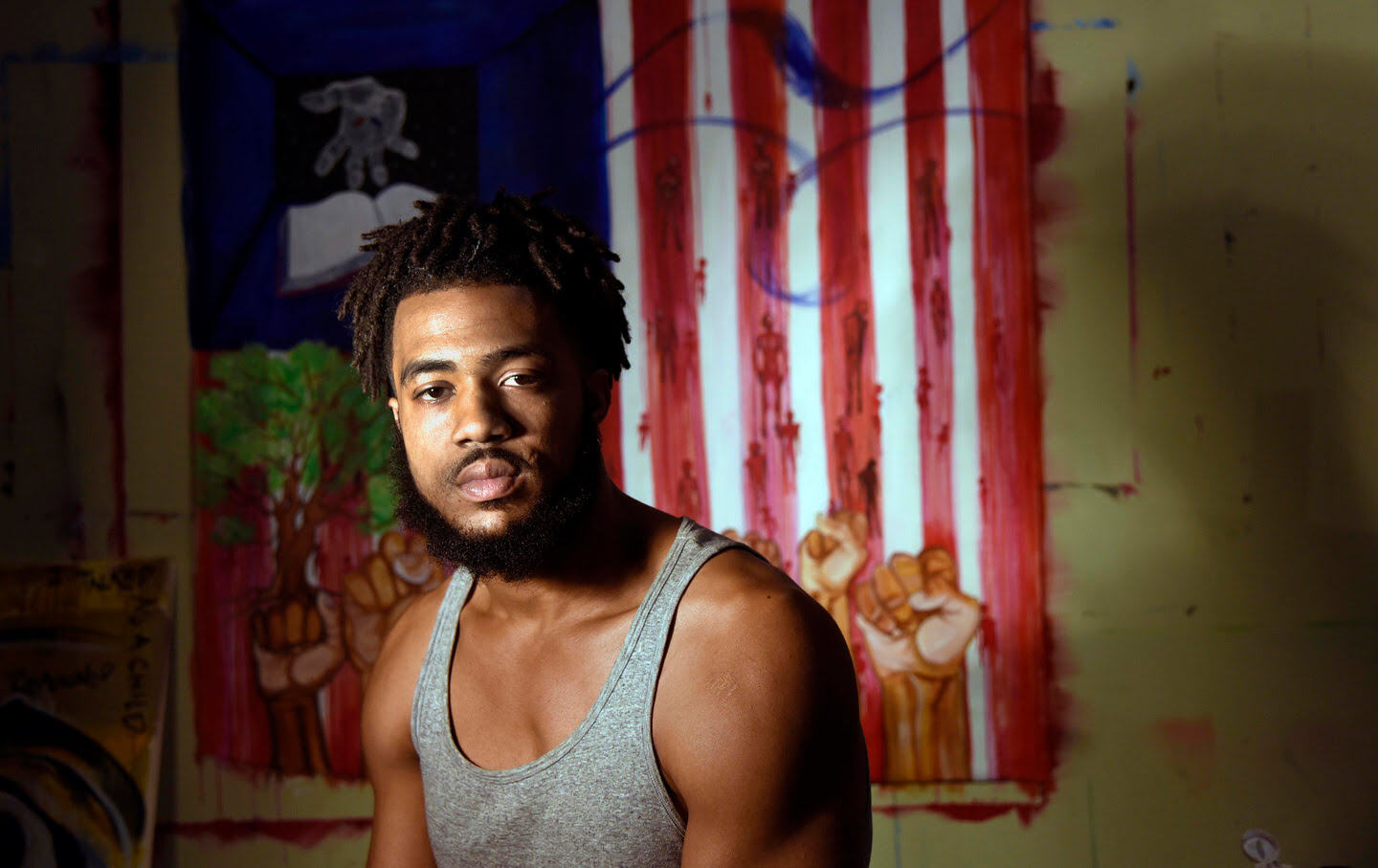 NFL player turned art teacher Aaron Maybin