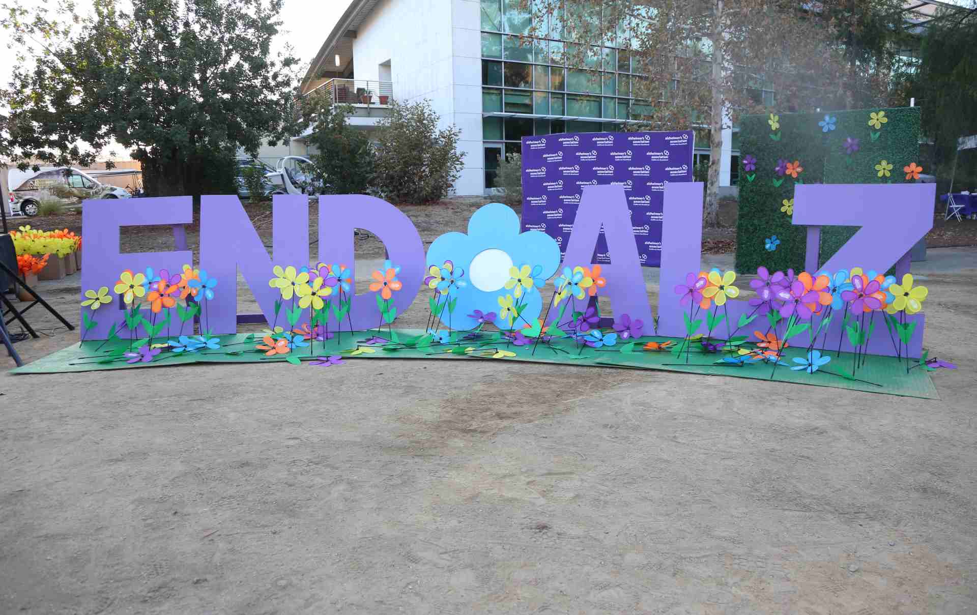 A display reading "END ALZ" at the Alzheimer's Association 2022 Walk to End Alzheimer's on November 05, 2022 in Los Angeles, California.