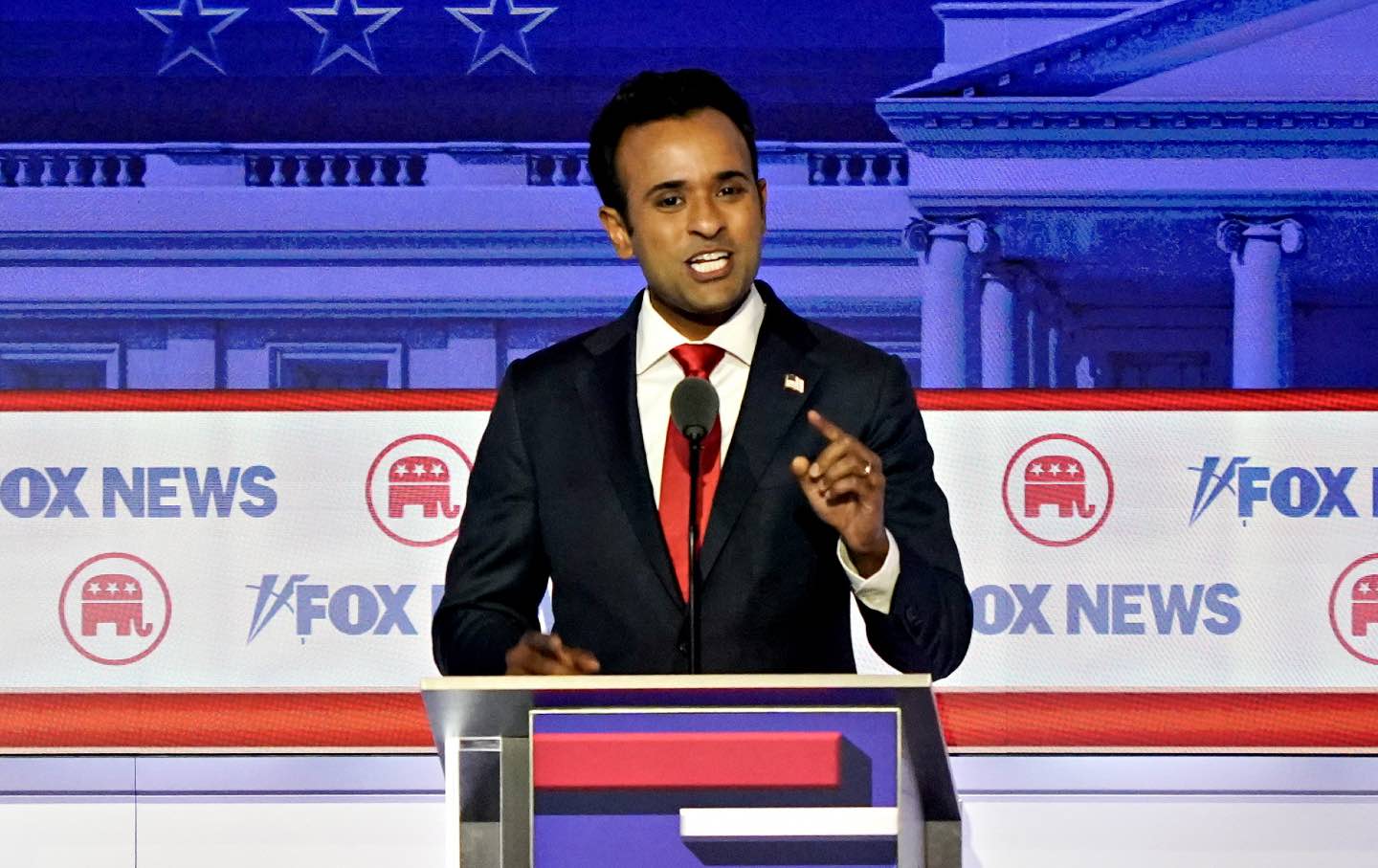 vivek ramaswamy speaks at FOX news republican primary debate