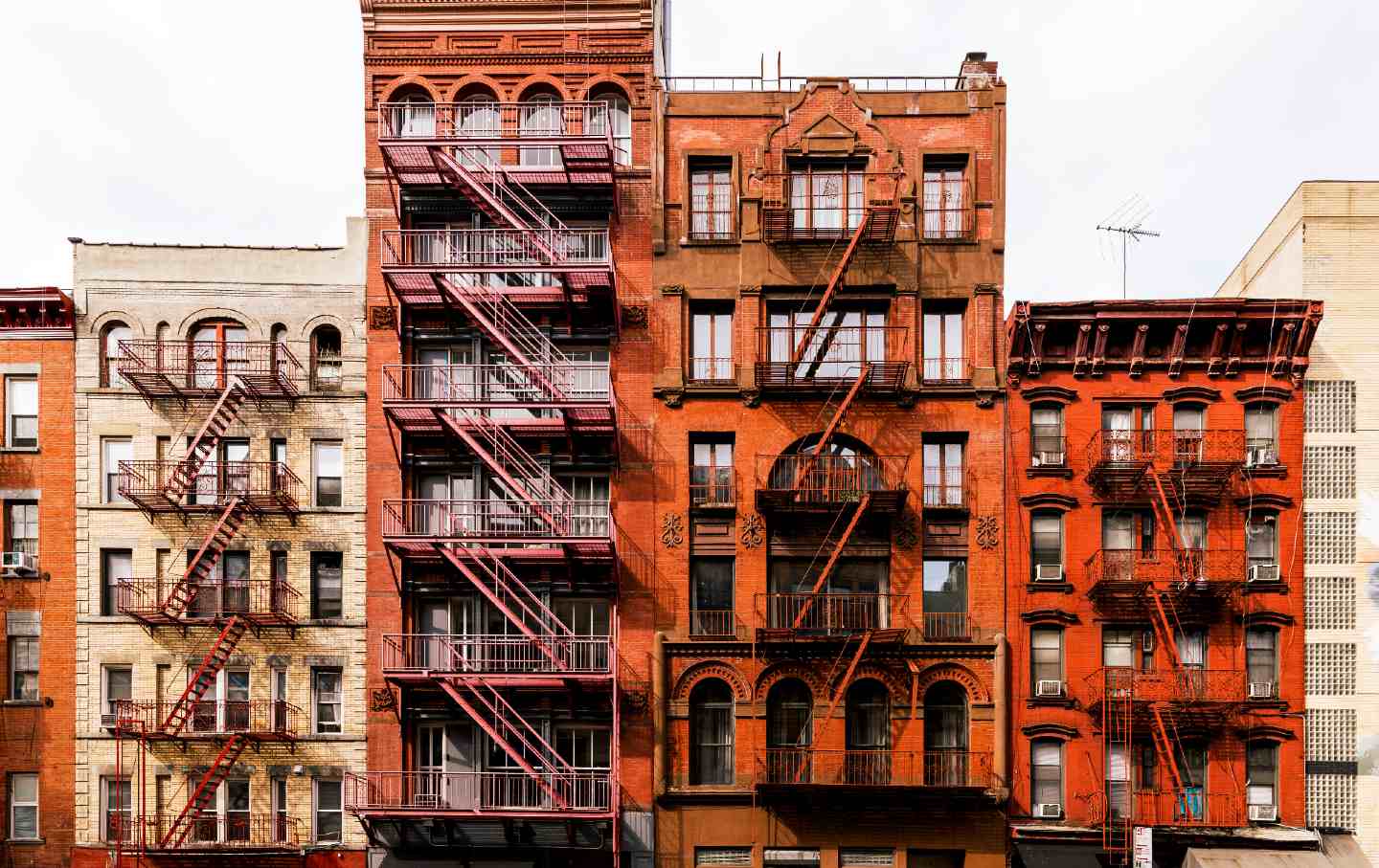 Apartment buildings in New York City,