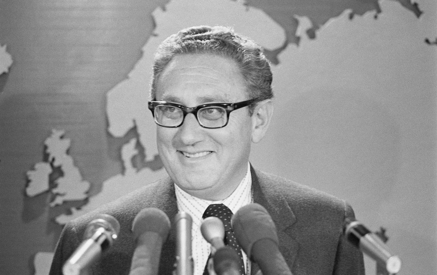 Secretary of State Henry Kissinger make a statement in the State Department briefing room after receiving the Nobel Peace prize.