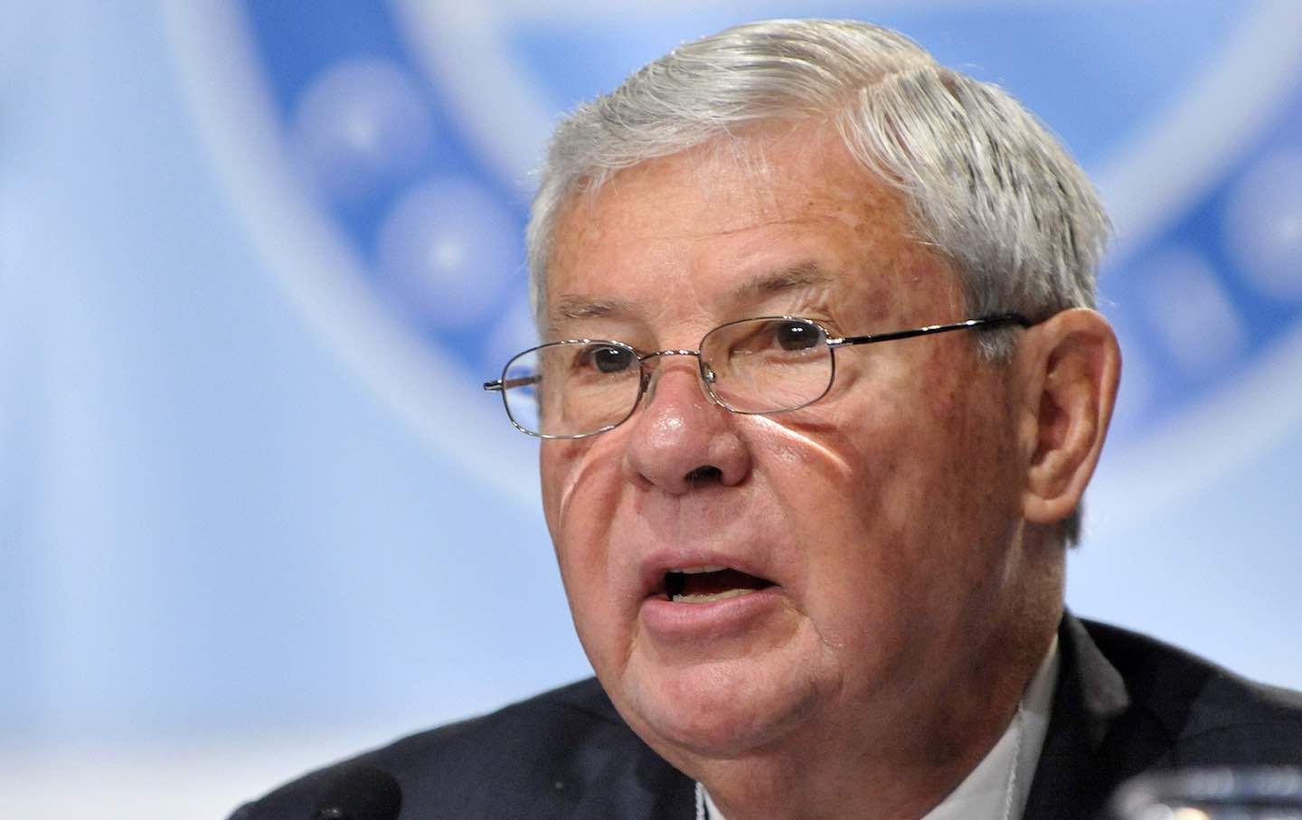 Bob Graham, former US senator from Florida, cochairs a hearing of the National Commission on the BP Deepwater Horizon Oil Spill and Offshore Drilling in Washington, DC, on August 25, 2010.