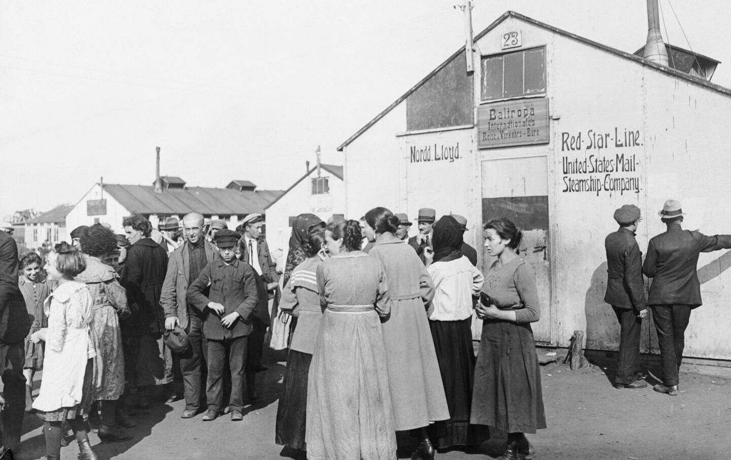 Danzig-Polish fugitives, mostly Jews from the towns surrounding Warsaw, waiting in the quarantine station at Danzig for vessels sailing to the United States, in 1920.