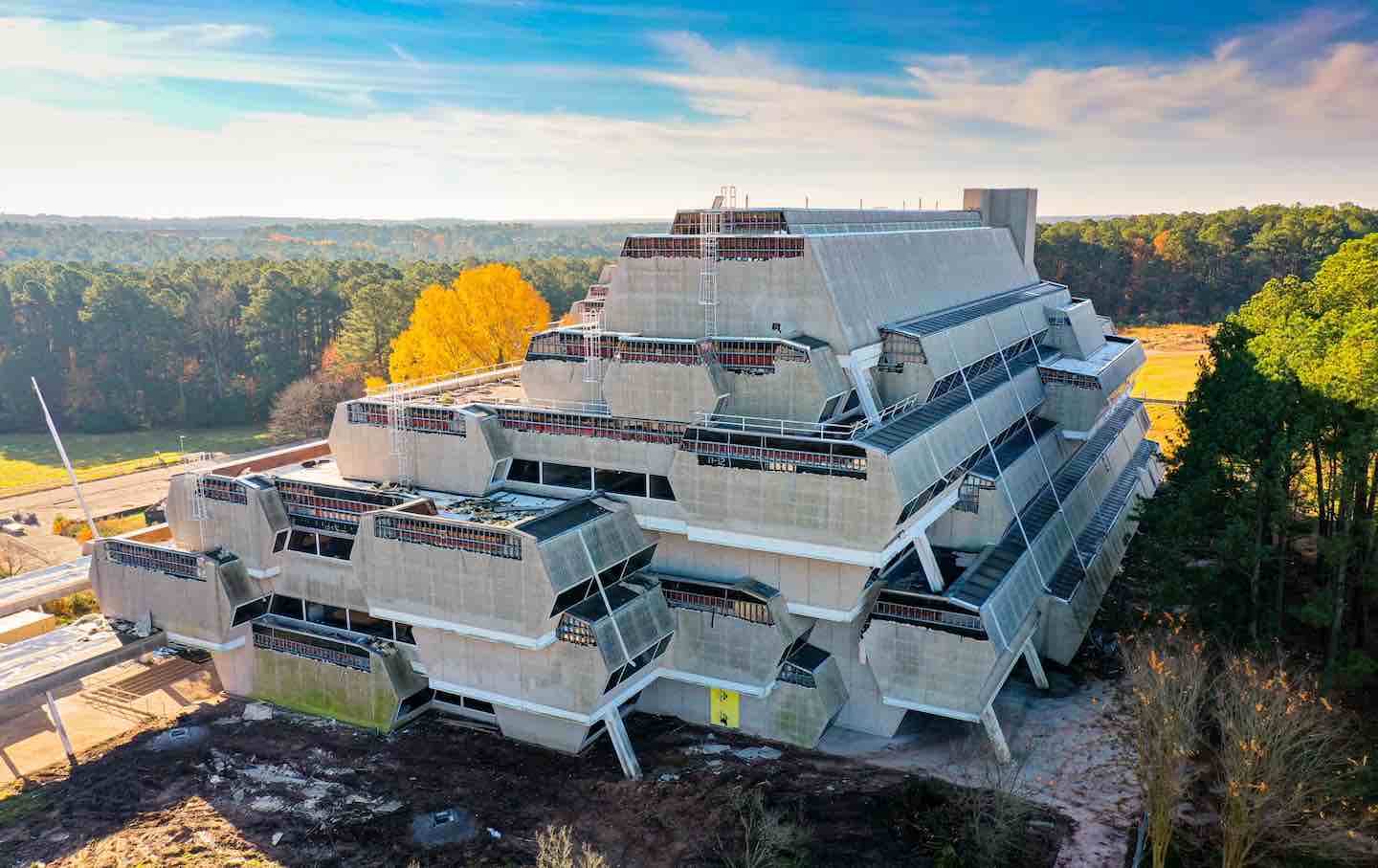 The Elion-Hitchings Building in 2020 before its demolition.