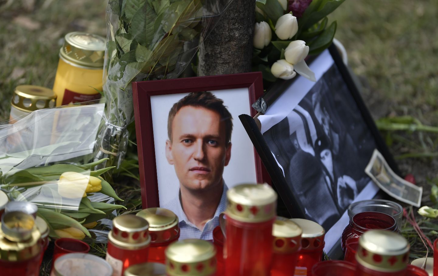 A photograph of Russian opposition figure Alexey Navalny at a vigil in front of the Russian Embassy in Bucharest, Romania, on February 18, 2024.
