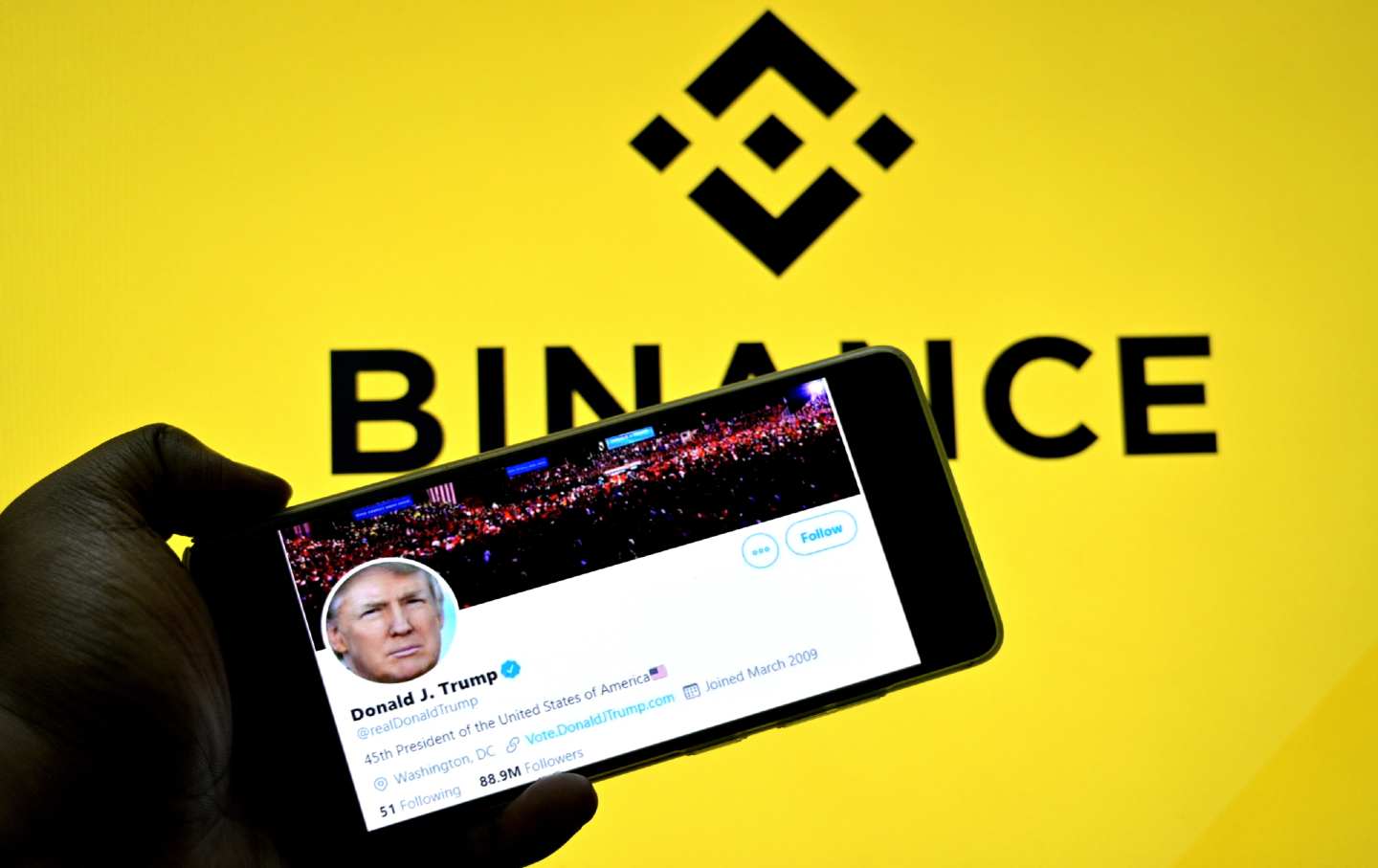 Binance's MAGA-Branding Strategy 