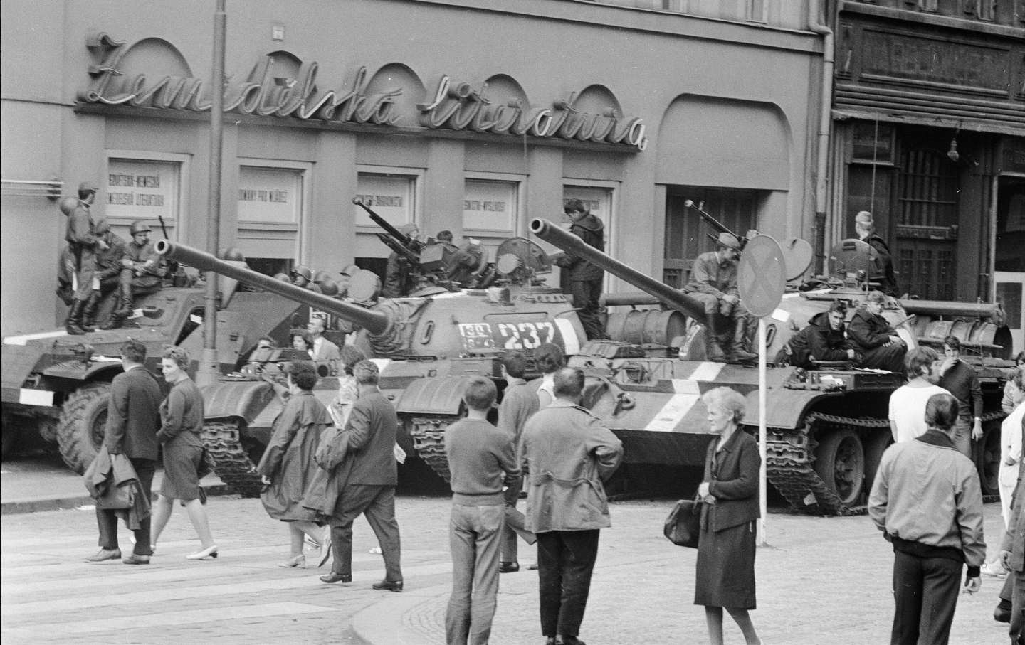 End of the Prague Spring, a period of political liberalization in Czechoslovakia during the era of its domination by the Soviet Union after World War II. A Russian tank patrols in Wenselas Square as locals walk by. August 1968.
