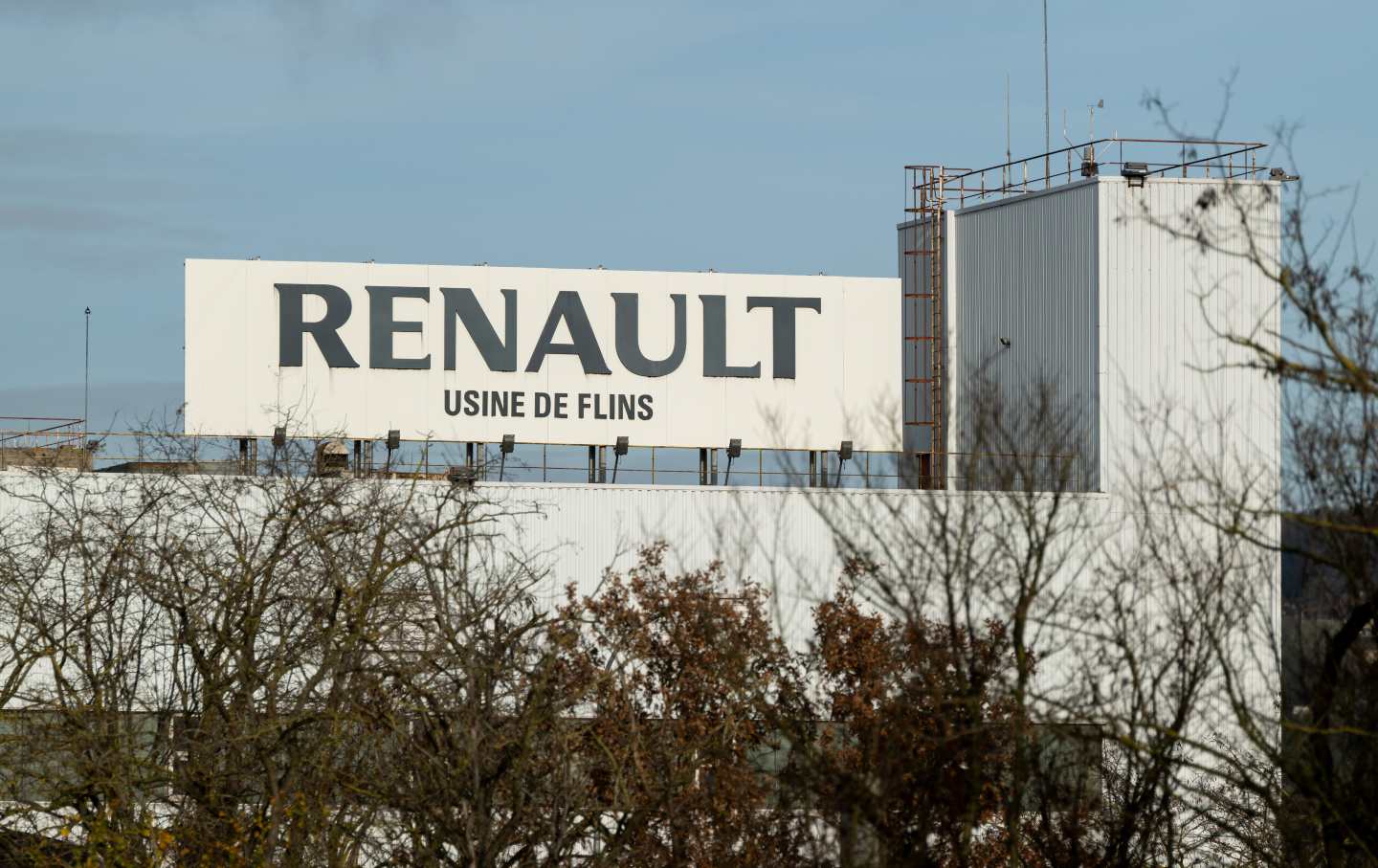 A Renault SA logo above the automobile plant in Flins, France, on Dec. 20, 2024.