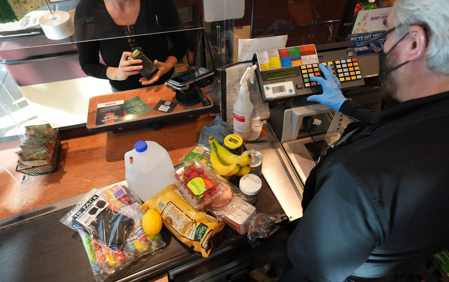 The Life and Labor of American Grocery Stores