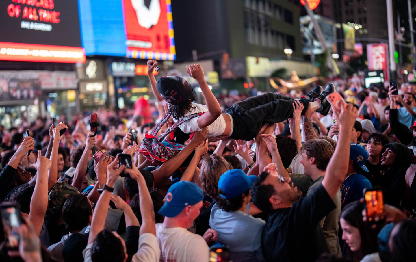The Knicks Lifted a City on Their Backs The Knicks Lifted a City on Their Backs