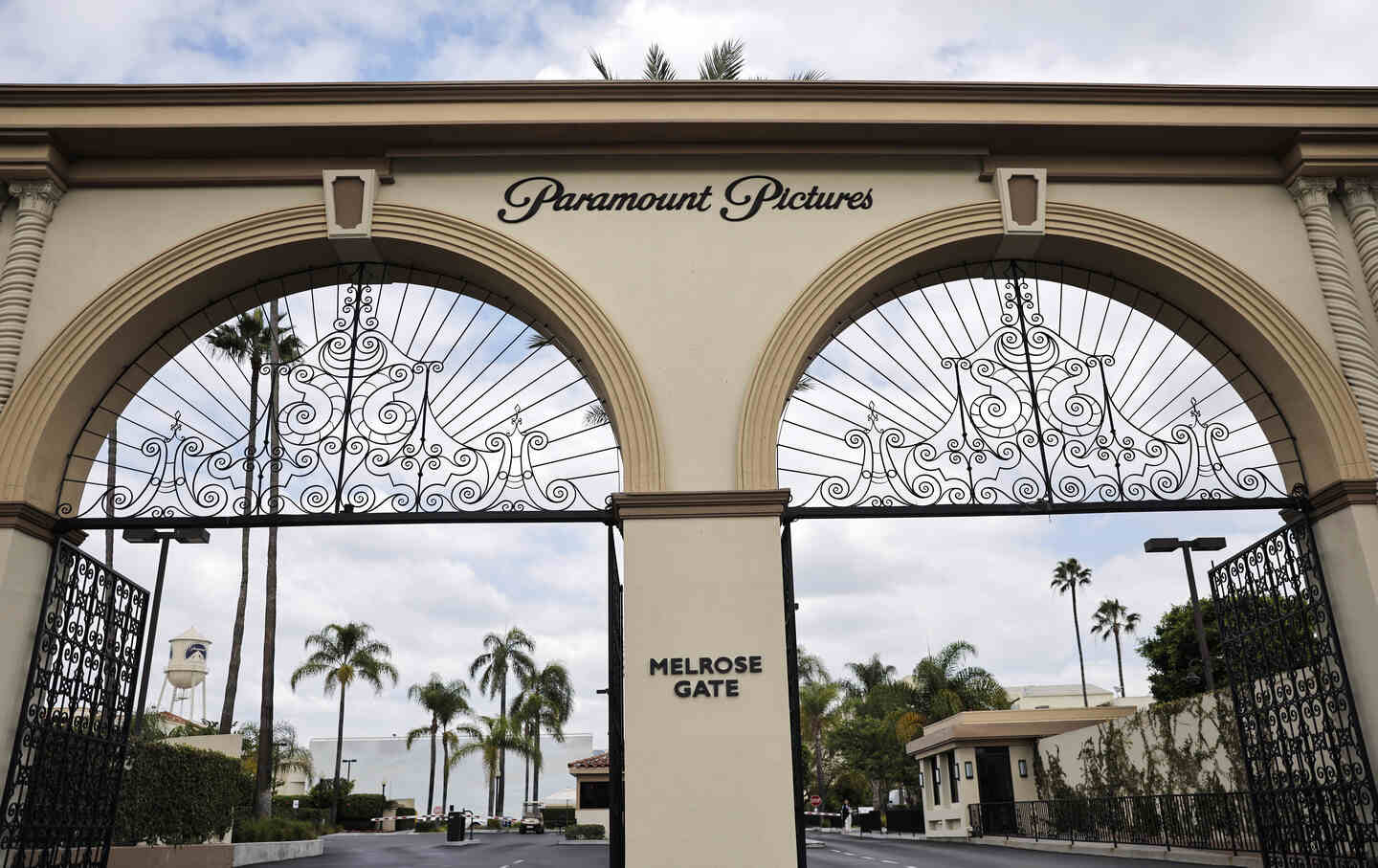 Norm Eisen on the Paramount Merger, plus Trump and TV News