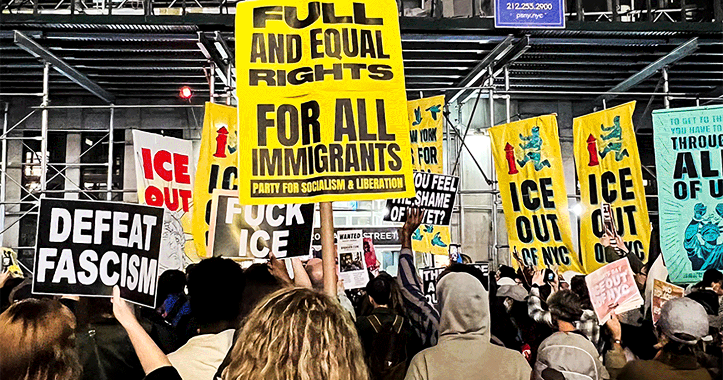Mótmælendur krefjast afnáms bandarísku innflytjendastofnunarinnar ICE