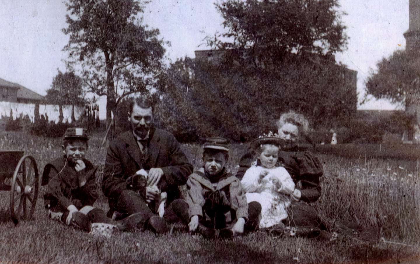 On the Fernald campus. From left to right: Walter Jr, Walter Sr., Tom (the eventual father of Barbara and Winton), Helen (the author’s great-grandmother), and Katherine.